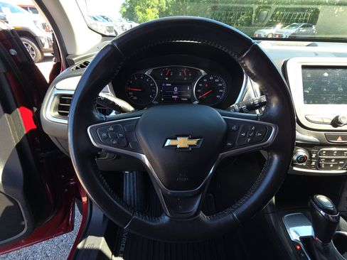 Certified 2019 Chevrolet Equinox LT FWD image 17