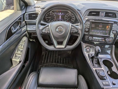 Used 2019 Nissan Maxima Platinum w/ Illumination Package FWD image 15