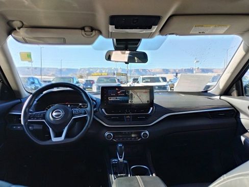 Used 2023 Nissan Altima 2.5 SL image 11