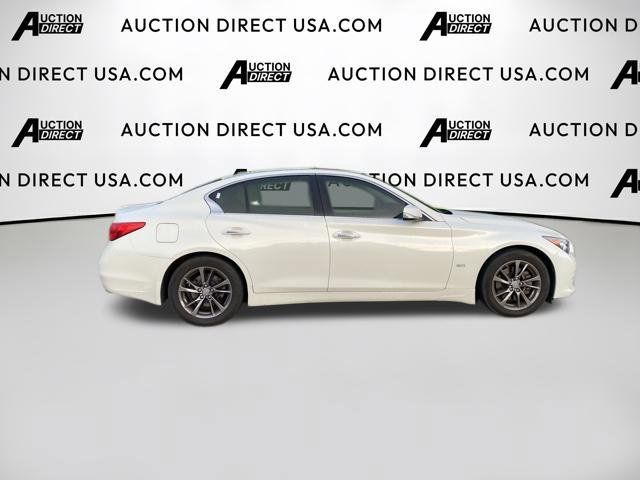 Used 2017 INFINITI Q50 Signature Edition w/ All Weather Package (L93) RWD image 9