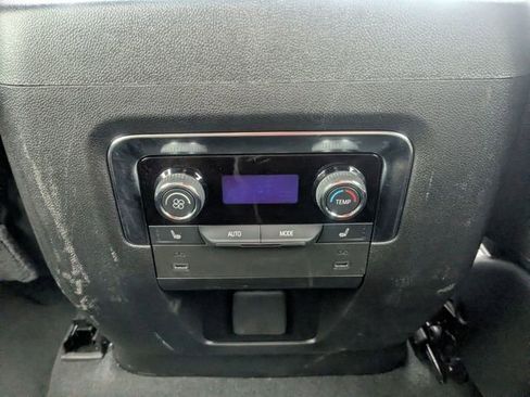 Used 2025 Chevrolet Tahoe Premier image 32