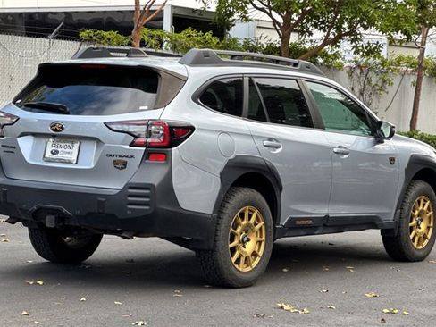 Used 2022 Subaru Outback Wilderness image 4