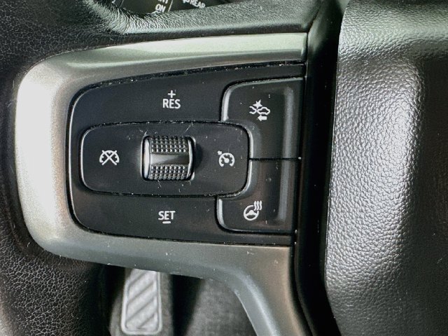 Used 2021 Chevrolet Tahoe Premier w/ Premium Package AWD/4WD image 11