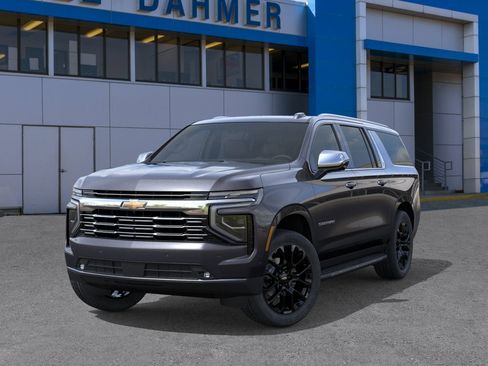 New 2026 Chevrolet Suburban Premier w/ Sun And Tow Package AWD/4WD image 36