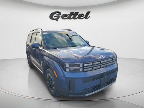 Used 2025 Hyundai Santa Fe SEL image 3