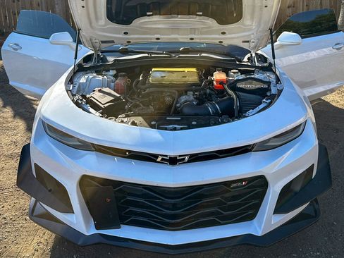 Used 2017 Chevrolet Camaro ZL1 RWD image 22