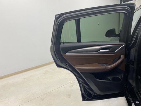 Used 2023 BMW X4 xDrive30i w/ M Sport Package image 23
