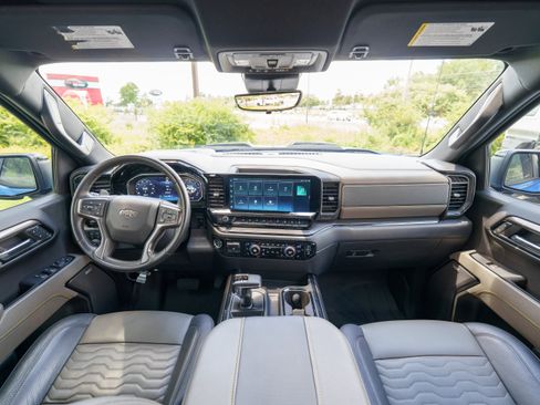 Used 2024 Chevrolet Silverado 1500 ZR2 w/ Technology Package AWD/4WD image 14