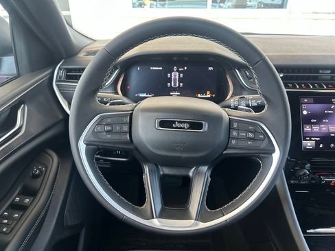 New 2026 Jeep Grand Cherokee Laredo RWD image 18