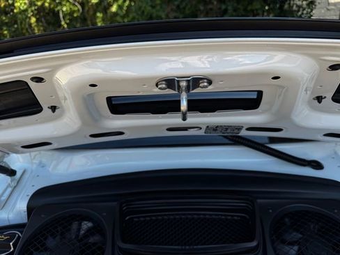 Used 2016 Porsche 911 image 52