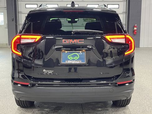 Certified 2023 GMC Terrain SLE w/ Driver Convenience Package AWD/4WD image 4