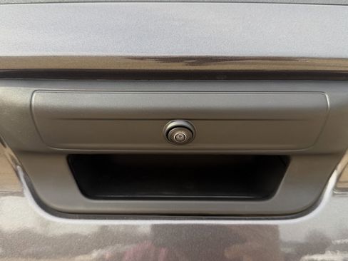 New 2026 RAM 2500 Big Horn AWD/4WD image 8