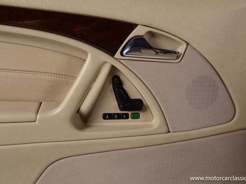 Used 1996 Mercedes-Benz SL 320 image 38