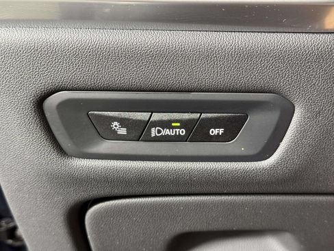 Used 2024 BMW X5 xDrive40i w/ M Sport Package AWD/4WD image 19