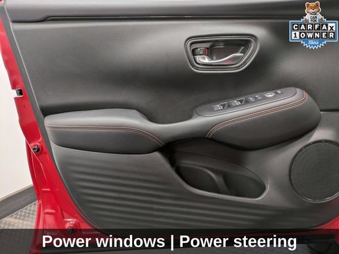 Certified 2025 Honda HR-V Sport image 10
