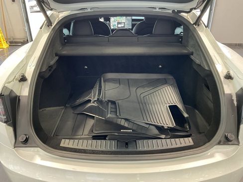Used 2022 Tesla Model S Plaid image 23