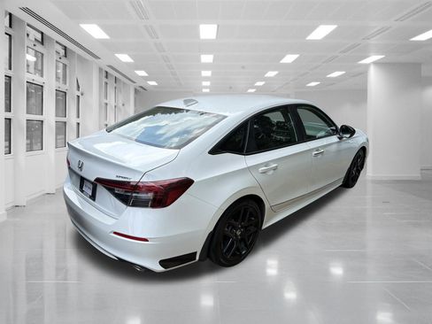 Used 2025 Honda Civic Sport image 9