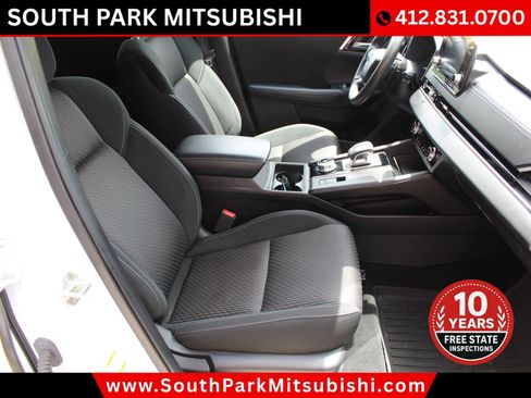 Used 2022 Mitsubishi Outlander ES AWD/4WD image 14