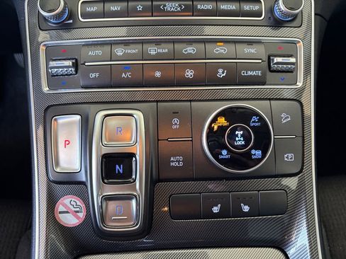 Used 2023 Hyundai Santa Fe SEL image 21