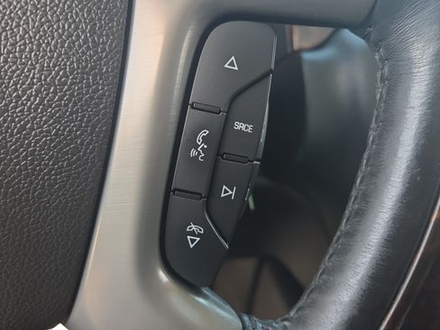 Used 2013 GMC Sierra 1500 Denali AWD/4WD image 24