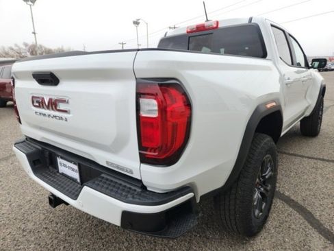New 2025 GMC Canyon Elevation w/ Convenience Package image 7