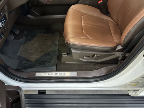 Used 2022 Ford Expedition Max King Ranch image 21