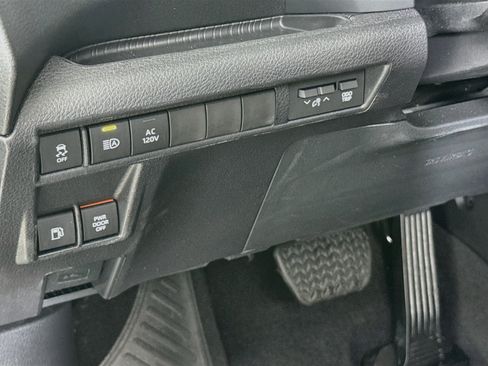 Used 2026 Toyota Sienna XLE Woodland Edition AWD/4WD image 10