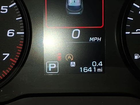 Used 2025 Subaru Impreza 2.0i image 11