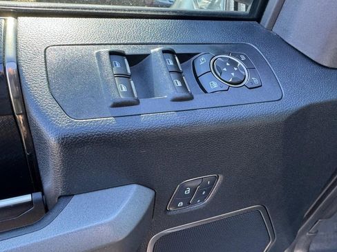 Used 2017 Ford F150 Raptor w/ Equipment Group 802A Luxury image 16