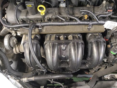 Used 2017 Ford Escape S FWD image 30