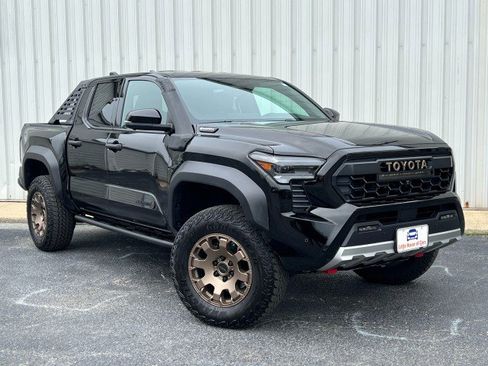 Used 2026 Toyota Tacoma 4x4 Double Cab Hybrid w/ Tow Tech Package image 1
