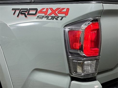 Used 2023 Toyota Tacoma TRD Sport image 32