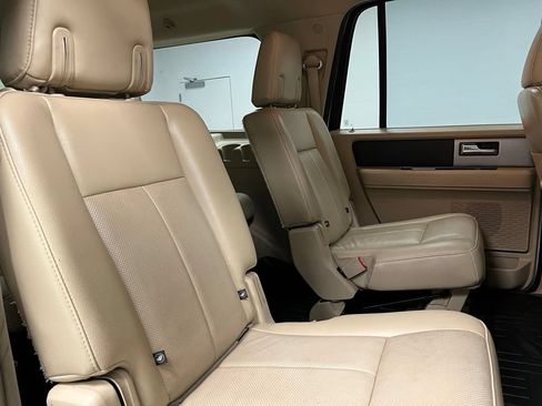 Used 2017 Ford Expedition EL XLT w/ Equipment Group 202A AWD/4WD image 50