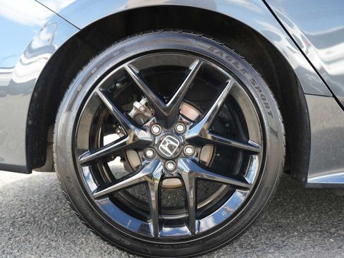 Used 2023 Honda Civic Sport image 12