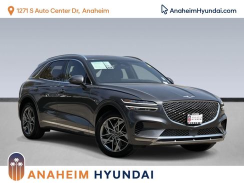 Used 2022 Genesis GV70 2.5T w/ Advanced Package image 1