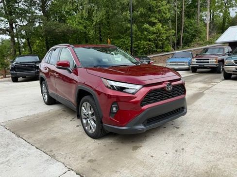 Used 2023 Toyota RAV4 XLE Premium AWD/4WD image 13