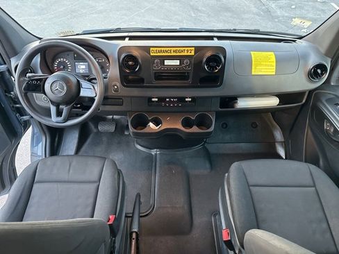 Used 2019 Mercedes-Benz Sprinter 144 image 15
