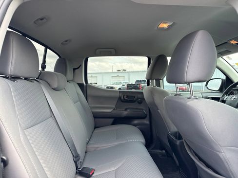 Used 2021 Toyota Tacoma SR AWD/4WD image 8