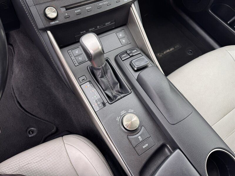 Used 2015 Lexus IS 350 AWD w/ Luxury Package image 22