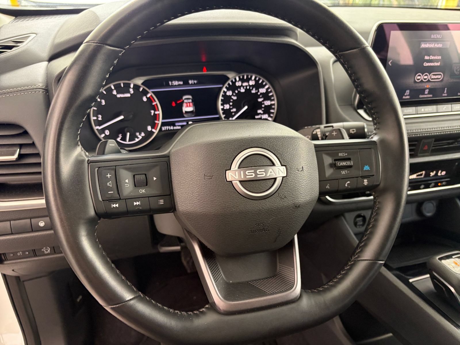 Used 2025 Nissan Rogue SV FWD image 28