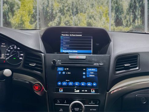 Used 2021 Acura ILX w/ Premium Package FWD image 16