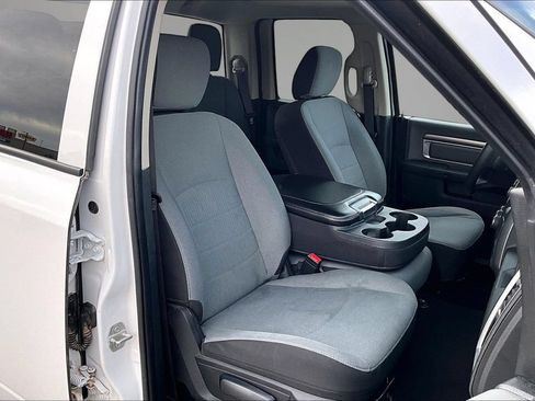 Used 2024 RAM 1500 Classic SLT AWD/4WD image 29