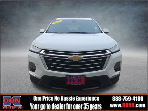 Used 2023 Chevrolet Traverse LT w/ LPO, Cargo Package image 3