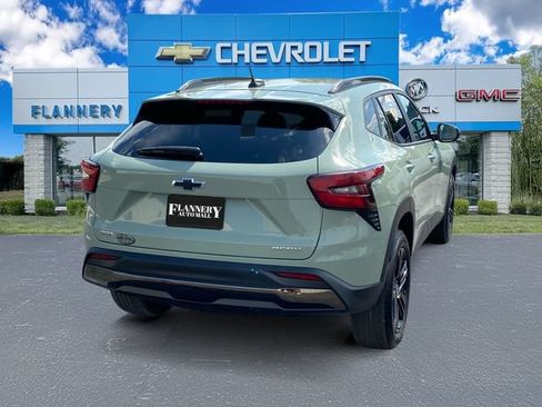 Used 2025 Chevrolet Trax ACTIV w/ Driver Confidence Package FWD image 5