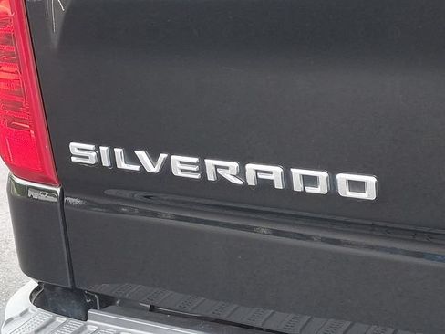 Used 2019 Chevrolet Silverado 1500 LT w/ All-Star Edition AWD/4WD image 36
