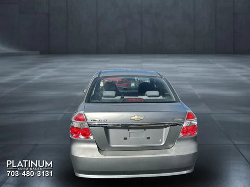 Used 2009 Chevrolet Aveo LT w/ Power and Convenience Package image 8