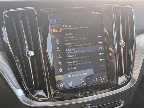 Used 2019 Volvo S60 T5 R-Design image 14