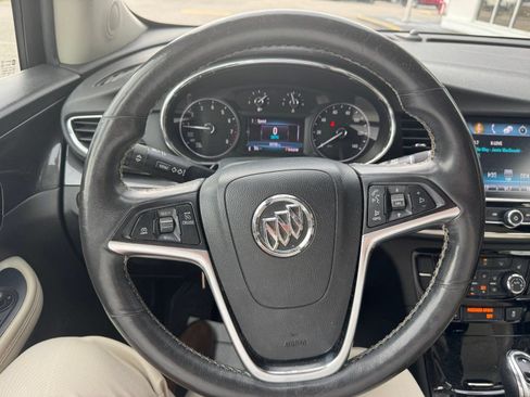 Used 2019 Buick Encore Essence FWD image 15