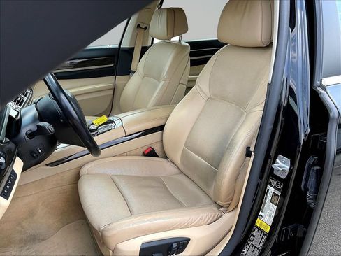 Used 2015 BMW 740Li xDrive AWD/4WD image 23