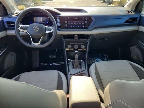 Certified 2023 Volkswagen Taos SE w/ Black Wheel Package FWD image 12